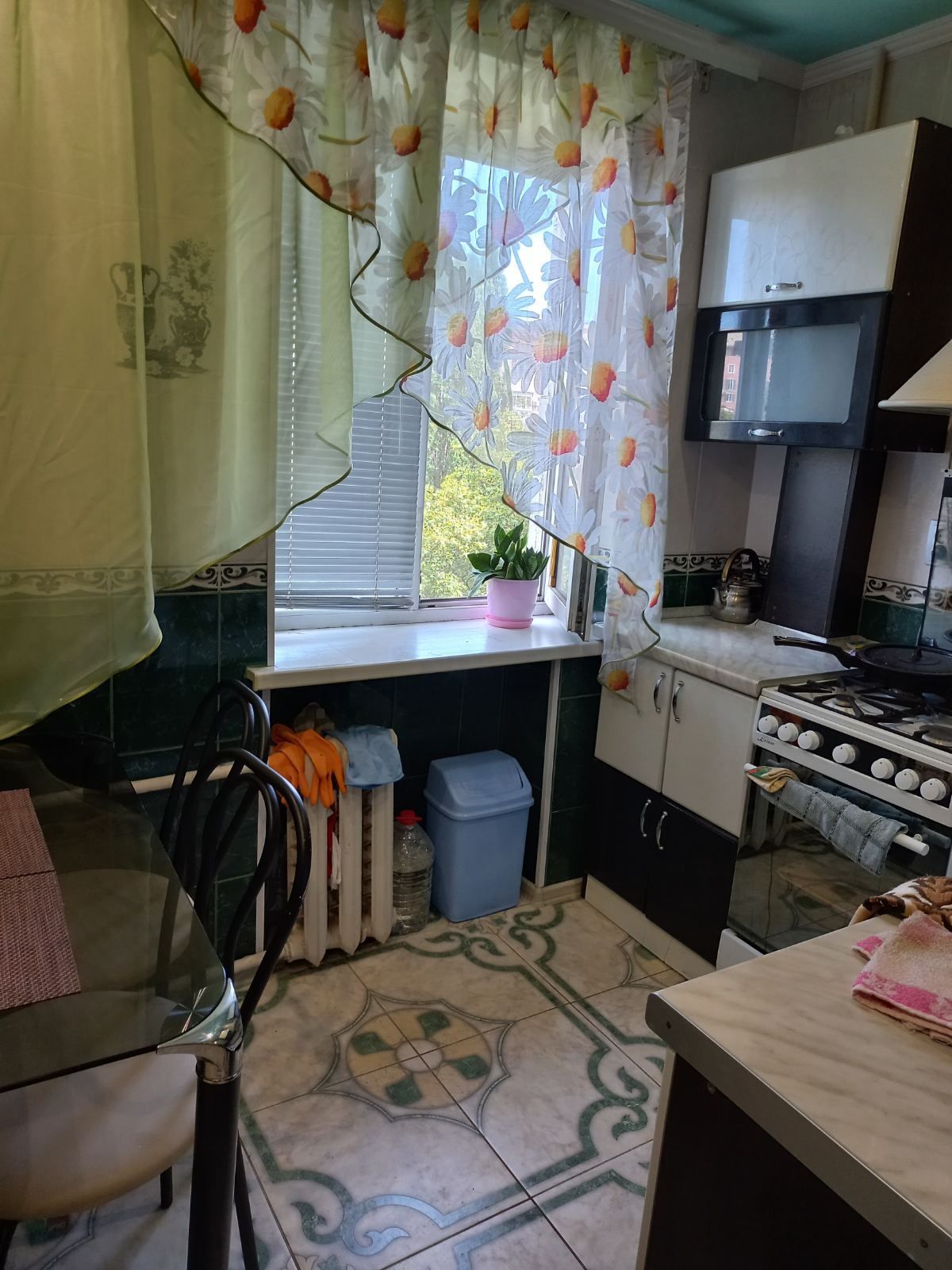 2-room apartment on Koroleva/Klushka, fully furnished
