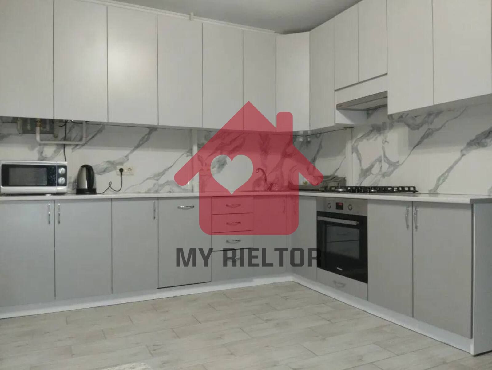 1-Bedroom Apartment in Bozdosh with Gas Heating