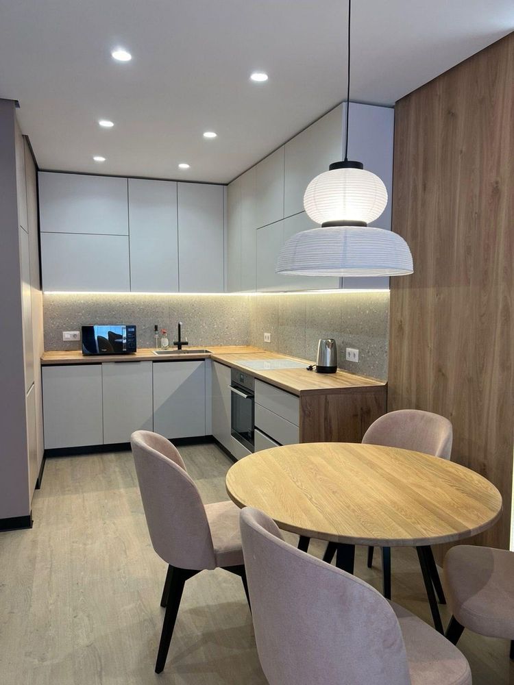 Modern 1-Bedroom Apartment in Parus City Complex, Lviv