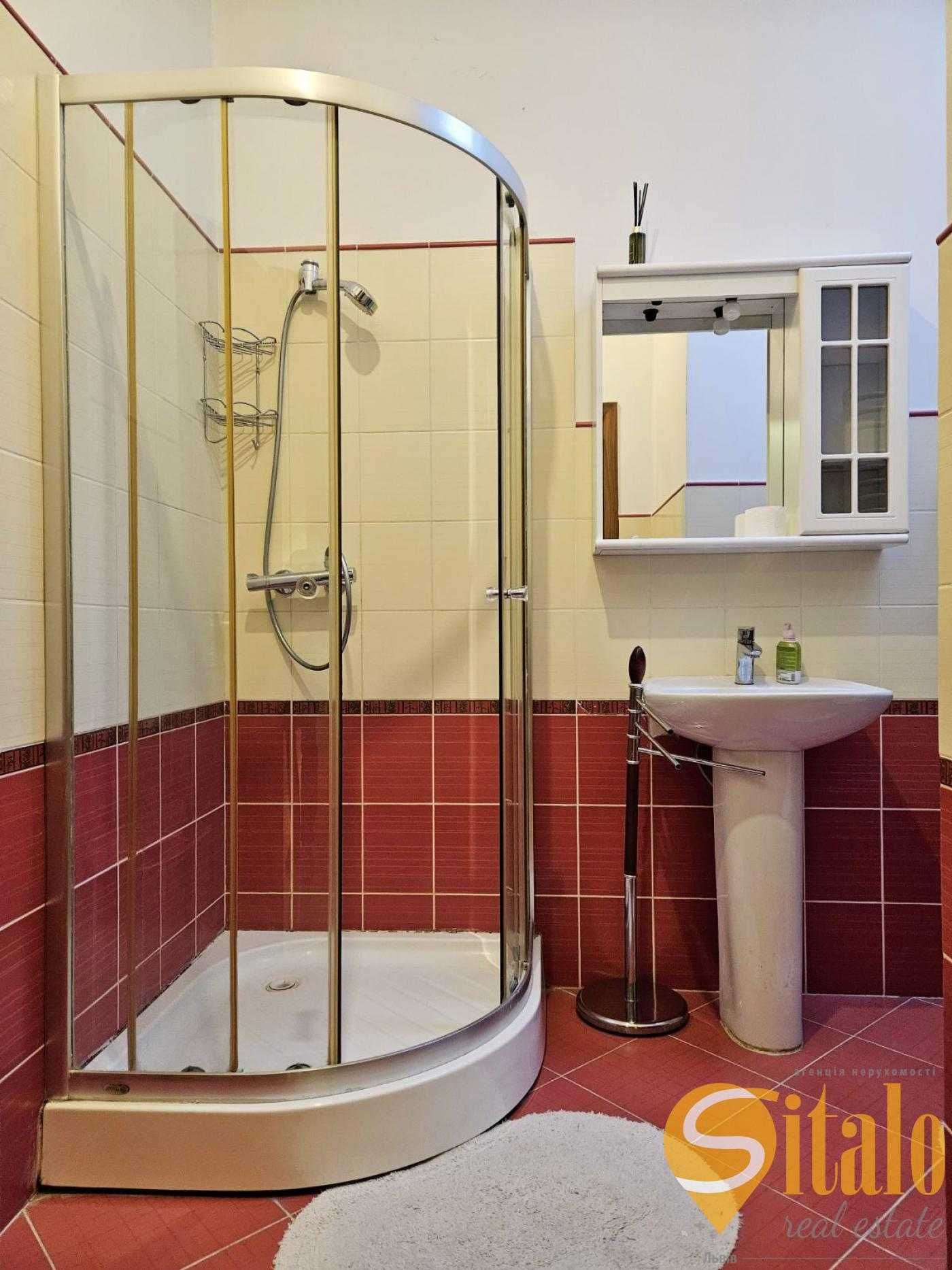 Spacious 3-Bedroom Duplex with Modern Amenities