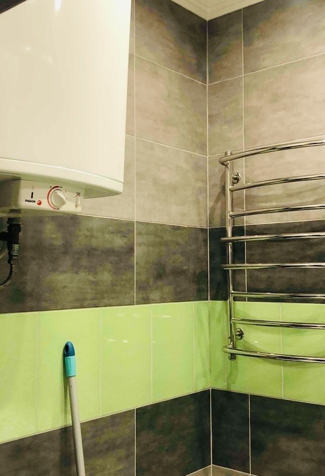 Spacious 2-room apartment with modern design and full amenities