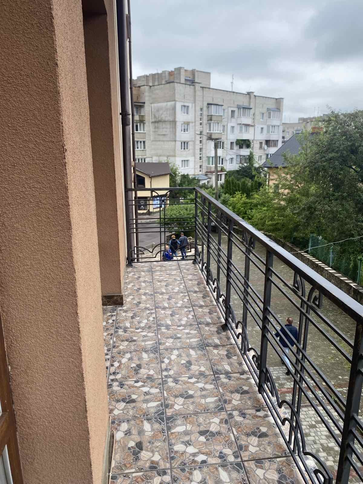 1-bedroom apartment on Dovzhenka street, 2nd floor, with elevator