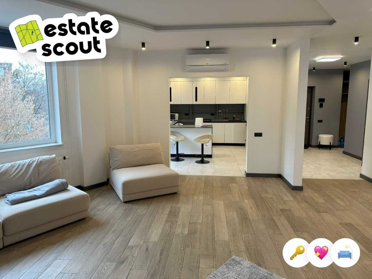 Spacious 2-bedroom apartment in Sherlok Holms residential complex
