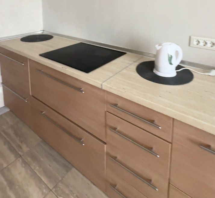 Spacious 3-Room Apartment in City Center with Sea View