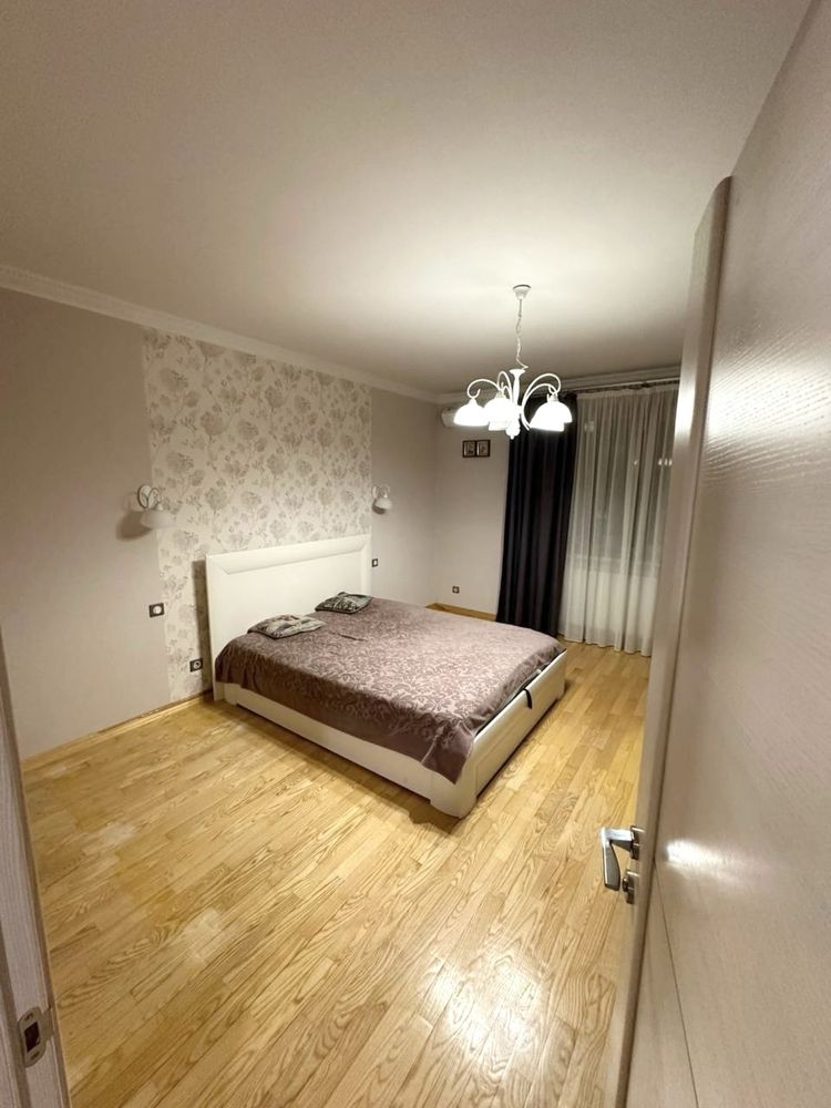 2-Room Apartment in Galytskyi Liv Complex with Modern Amenities