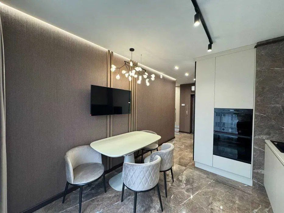 Stylish Designer Apartment in Shevchenko Street Area