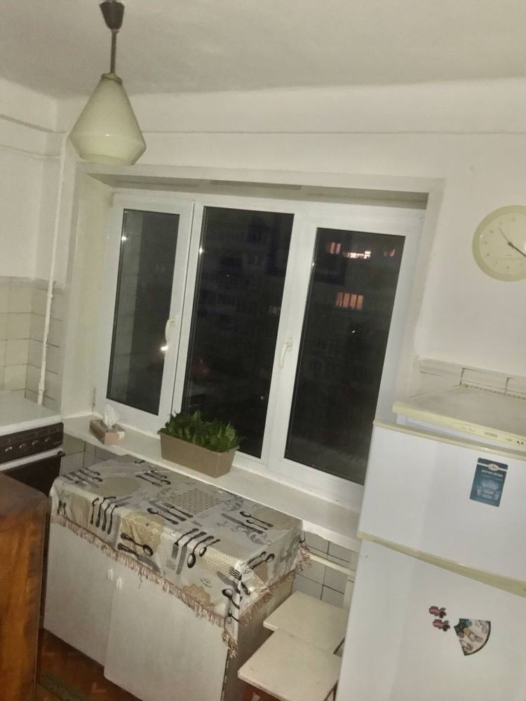 Spacious 2-Room Apartment in Central Kyiv with Balcony and City View
