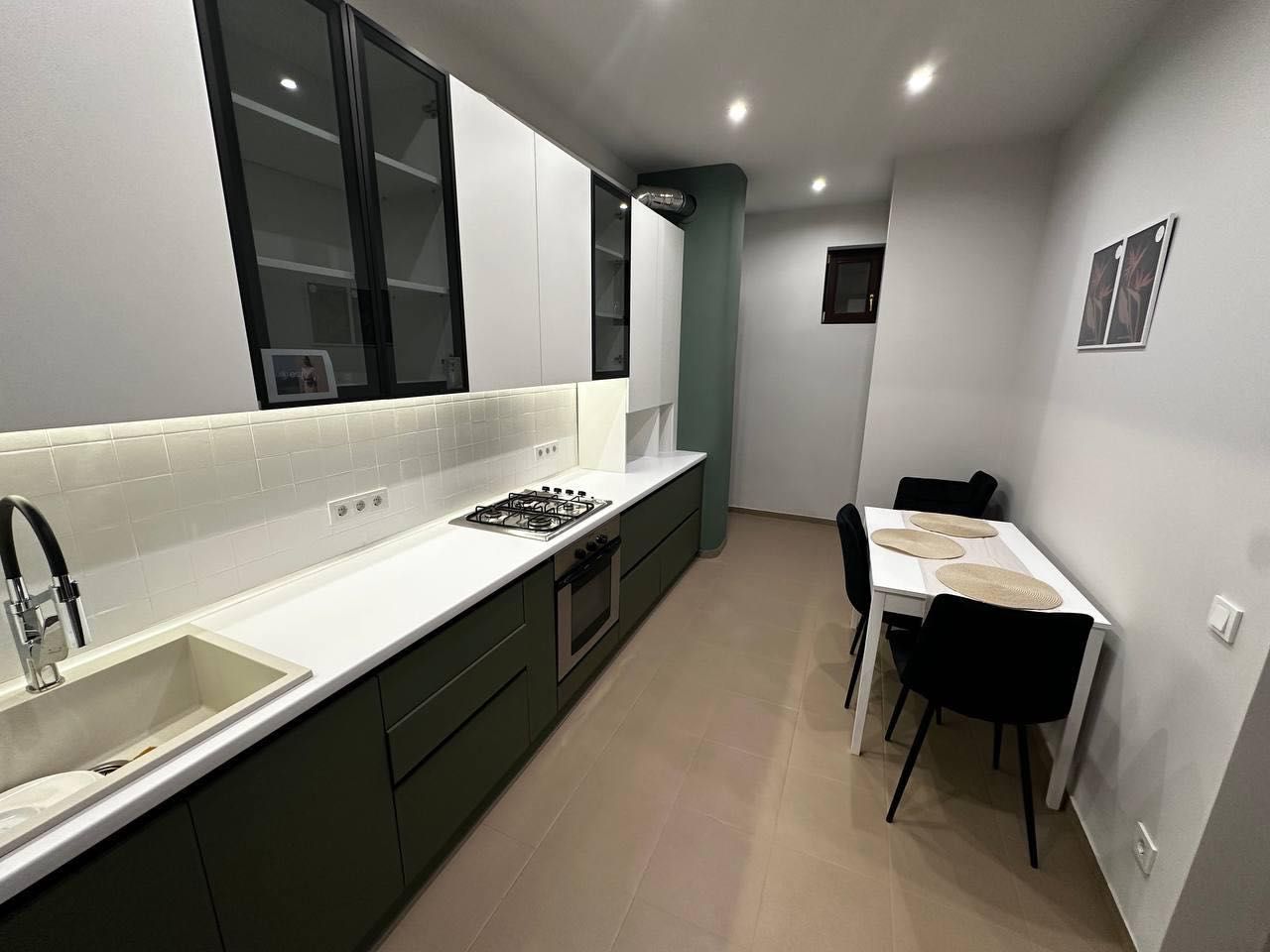 Spacious 2-Room Apartment in City Center with Modern Design
