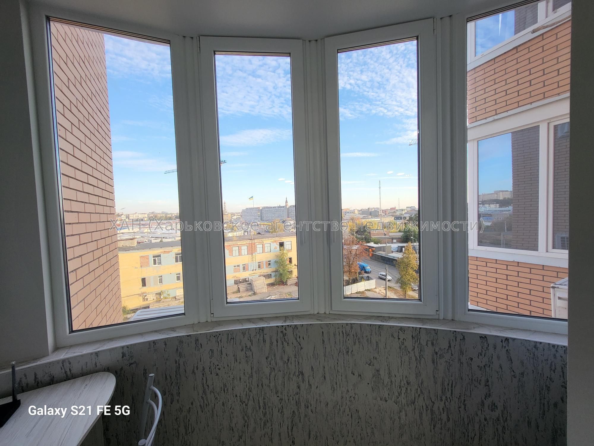 1-Bedroom Apartment in Lazurny Residential Complex with Renovations