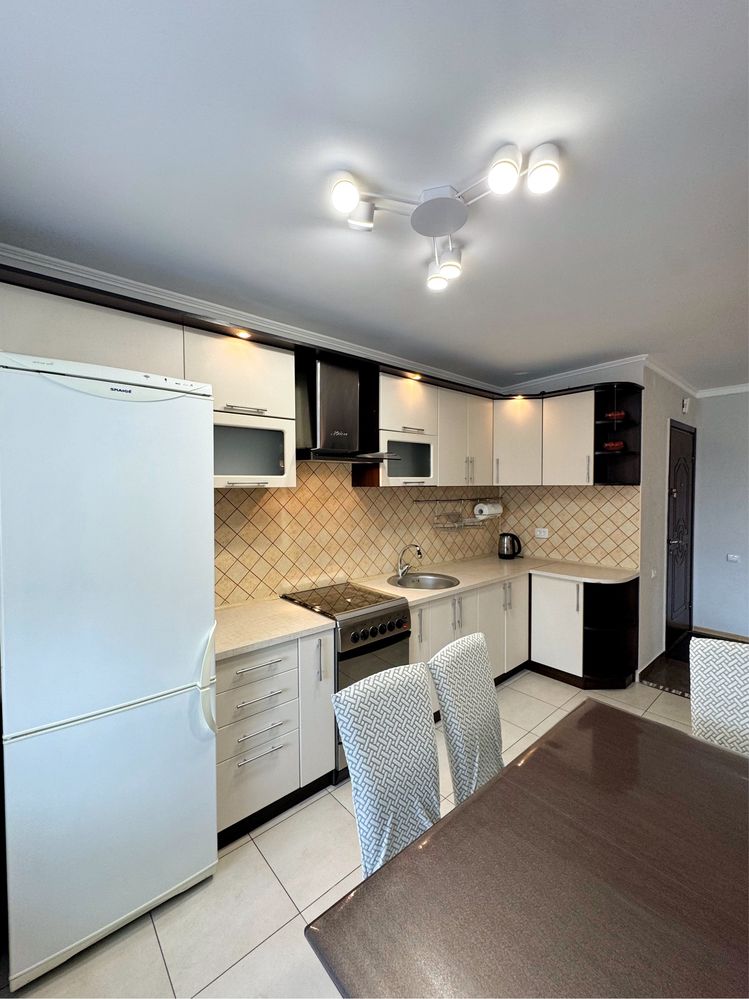 Spacious 2-Room Apartment with Kitchen-Living Area in Vynnyky