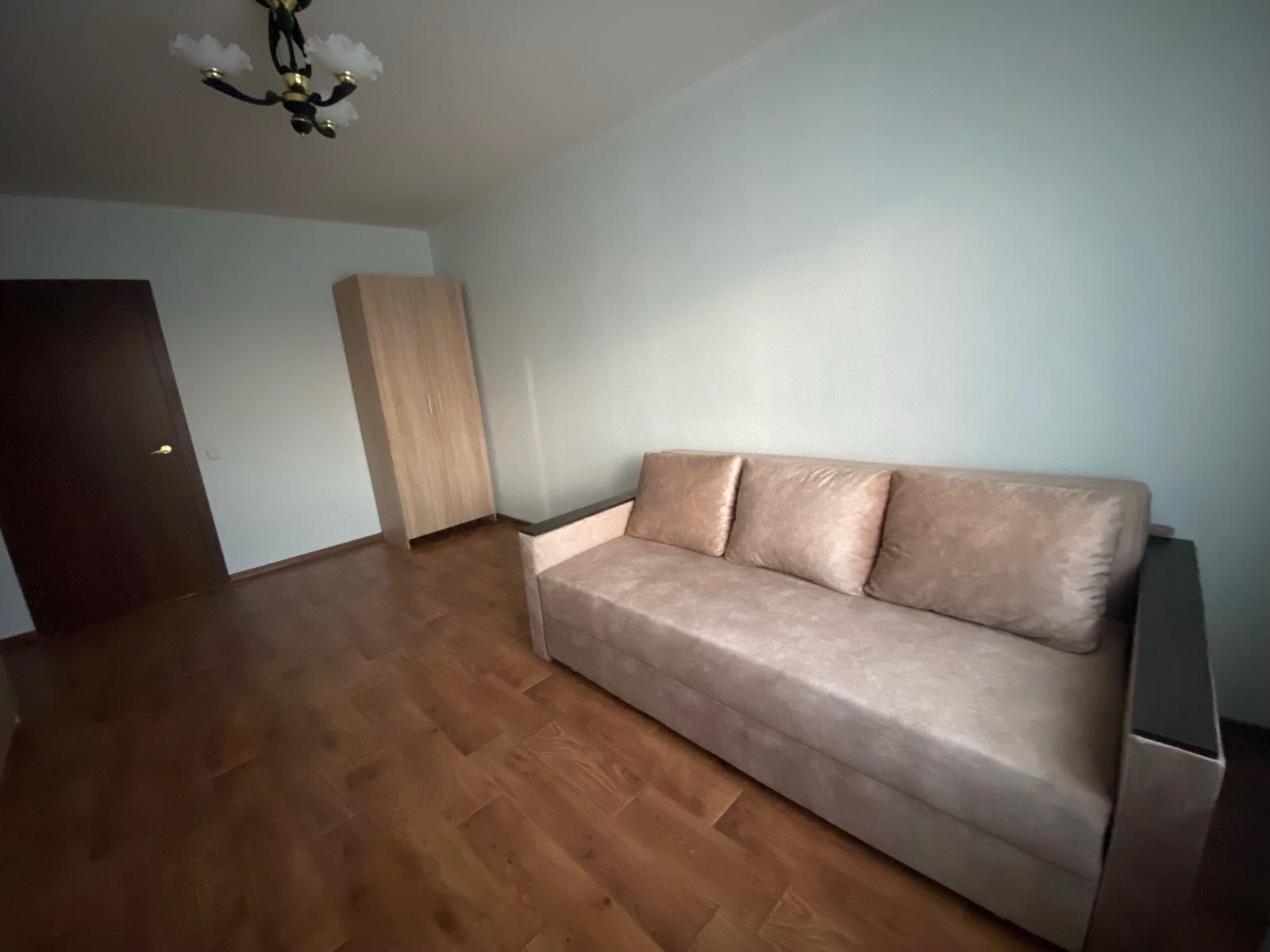 Modern 2-Bedroom Apartment with City View