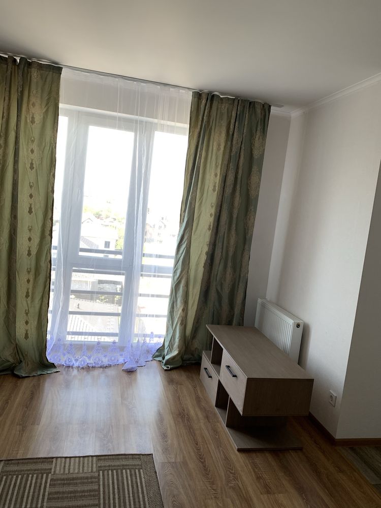 Two-story apartment for female tenants, fully furnished