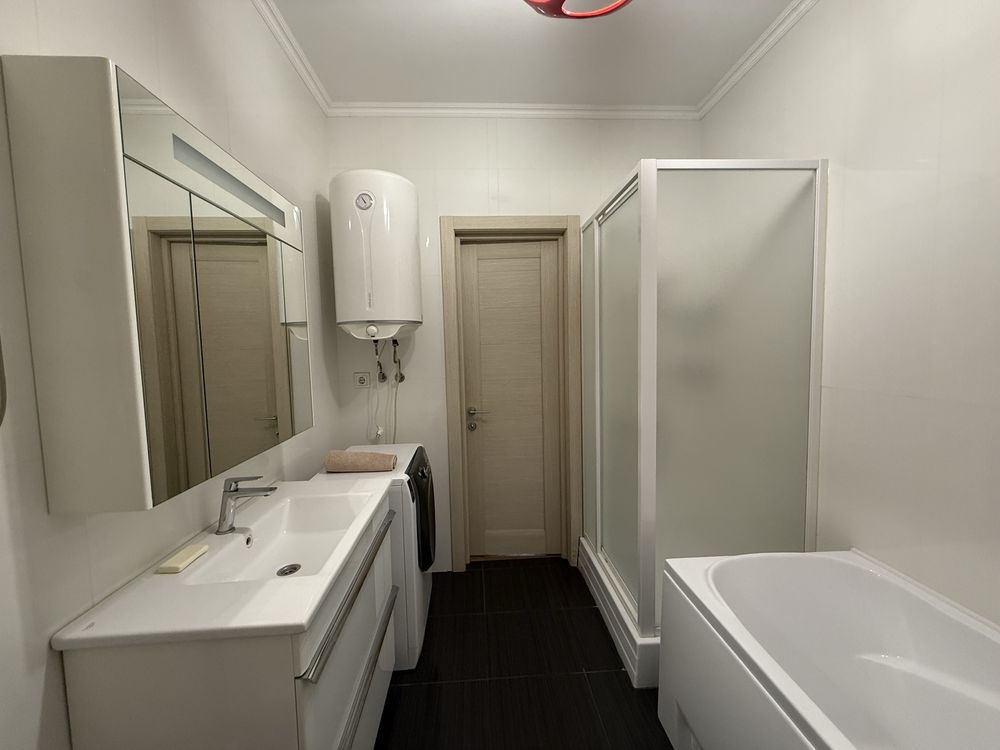 Spacious 2-bedroom apartment in Parkovyi Complex