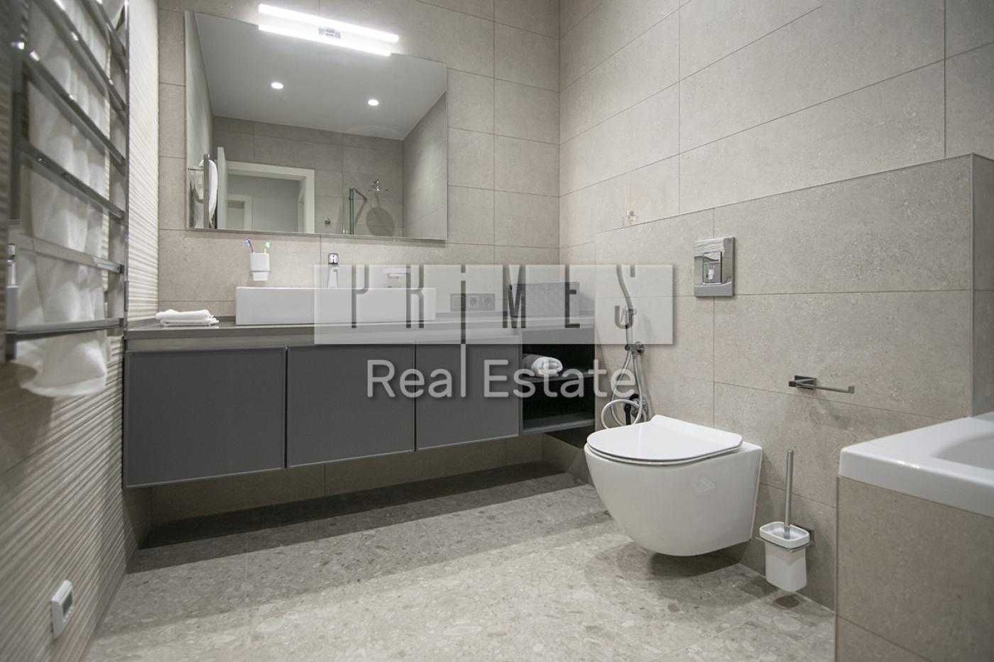 Modern Designer Apartment with Panoramic Windows in Atlantic Residences