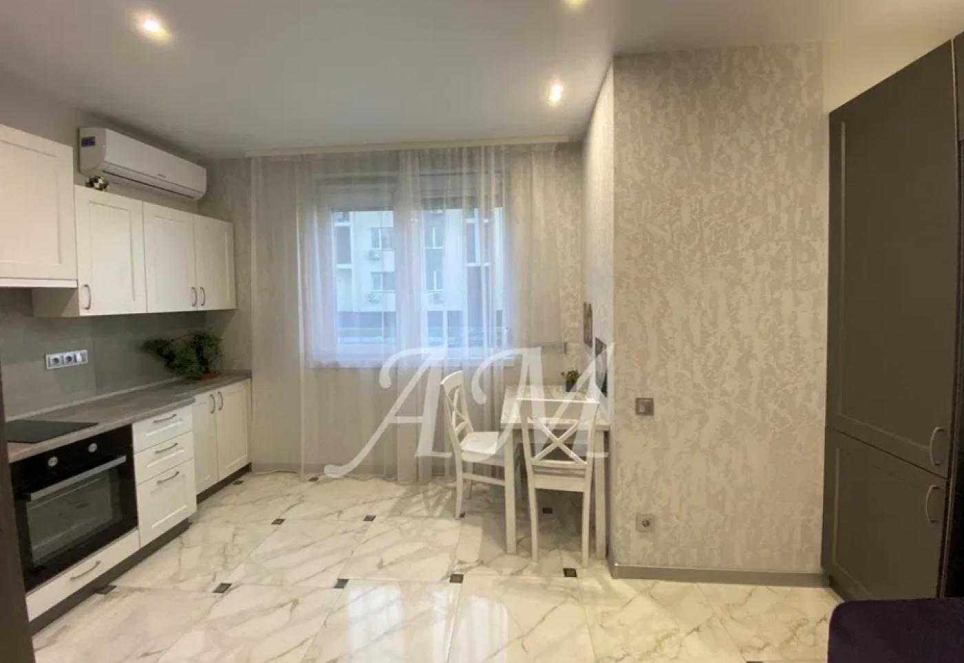 1-Room Smart Apartment near Vasylkivska Metro, Fully Furnished