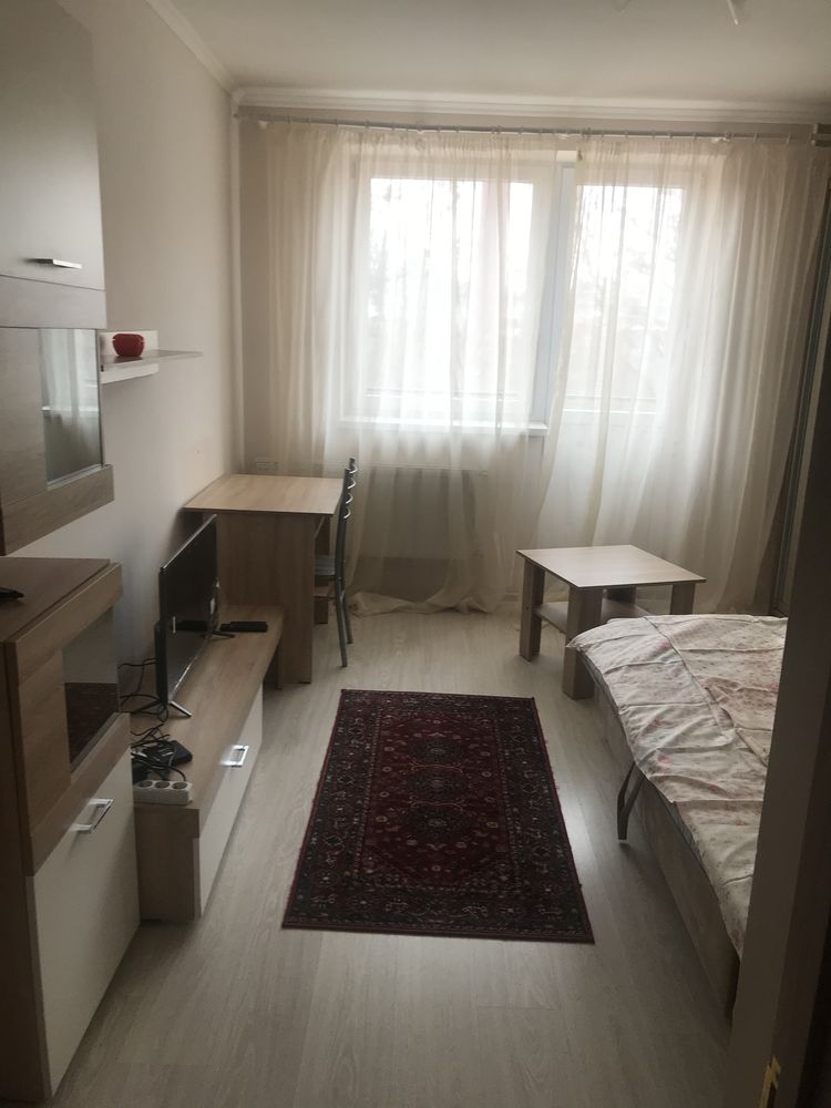 Comfortable, spacious apartment in a new building with quality furniture and appliances