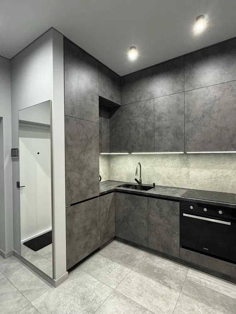 Modern 1-Bedroom Apartment in Viking Park Complex