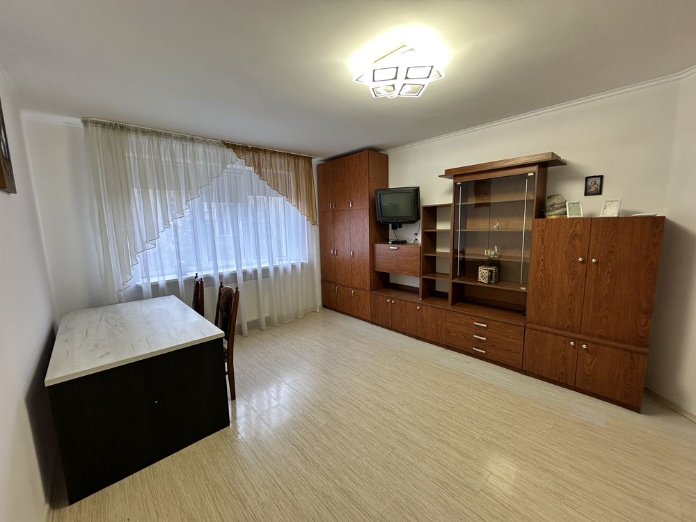 Modern 1-Bedroom Apartment Near City Center