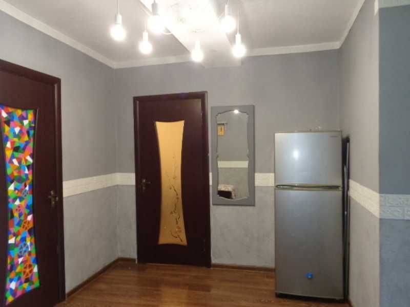 2-Room Apartment in Uzhhorod, Central Location, Fully Furnished