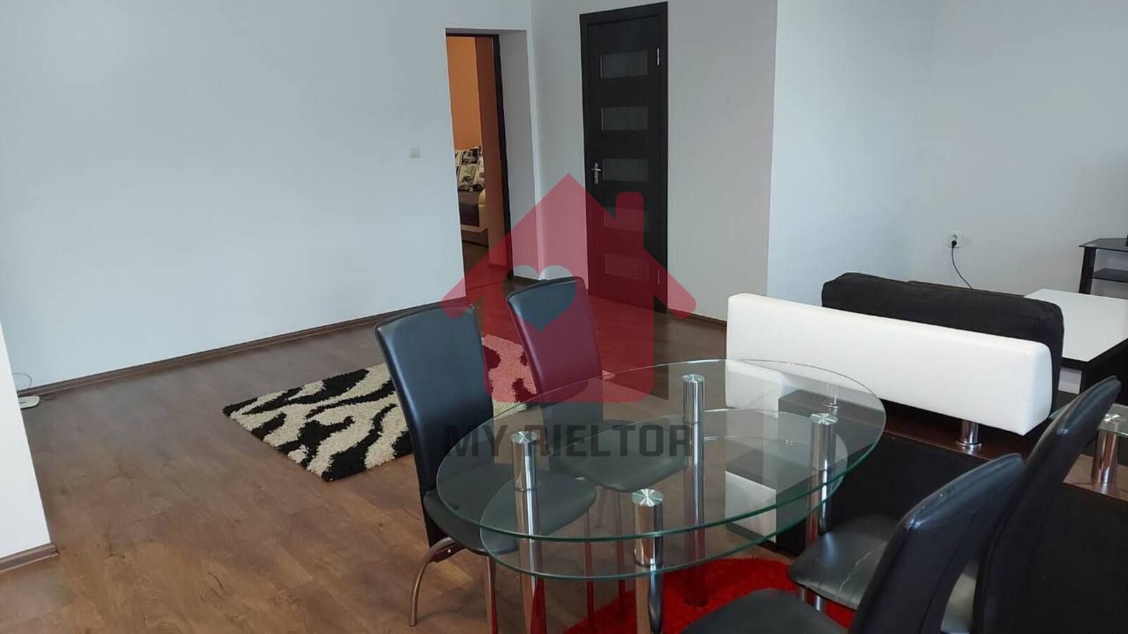 2-Room Apartment with Parking and Gas Heating