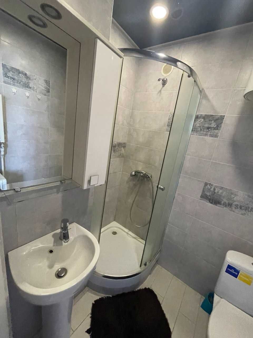 1-Room Apartment in Sunny Residential Complex near City Center