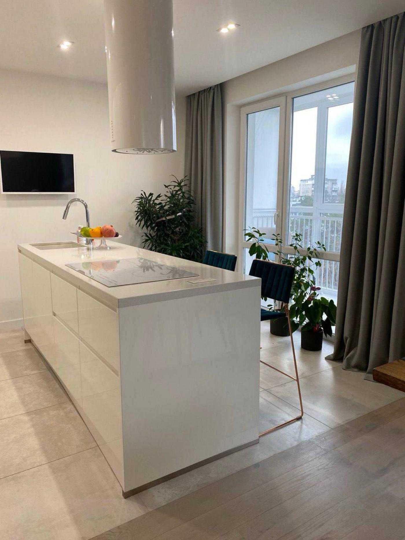 Luxury 3-Bedroom Apartment with Park View in Premium Complex