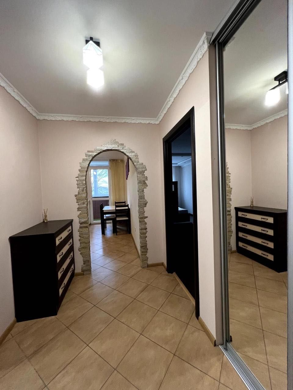 One-bedroom apartment on Striyska Street