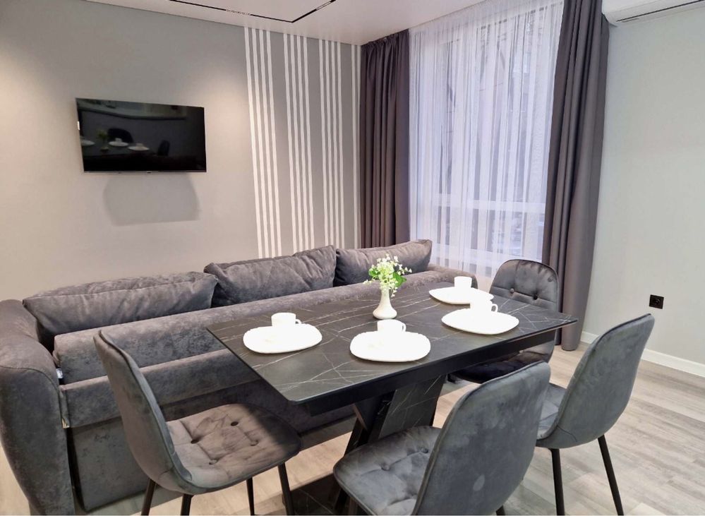 1-Bedroom Apartment with Kitchen Studio on Sichovykh Striltsiv Street