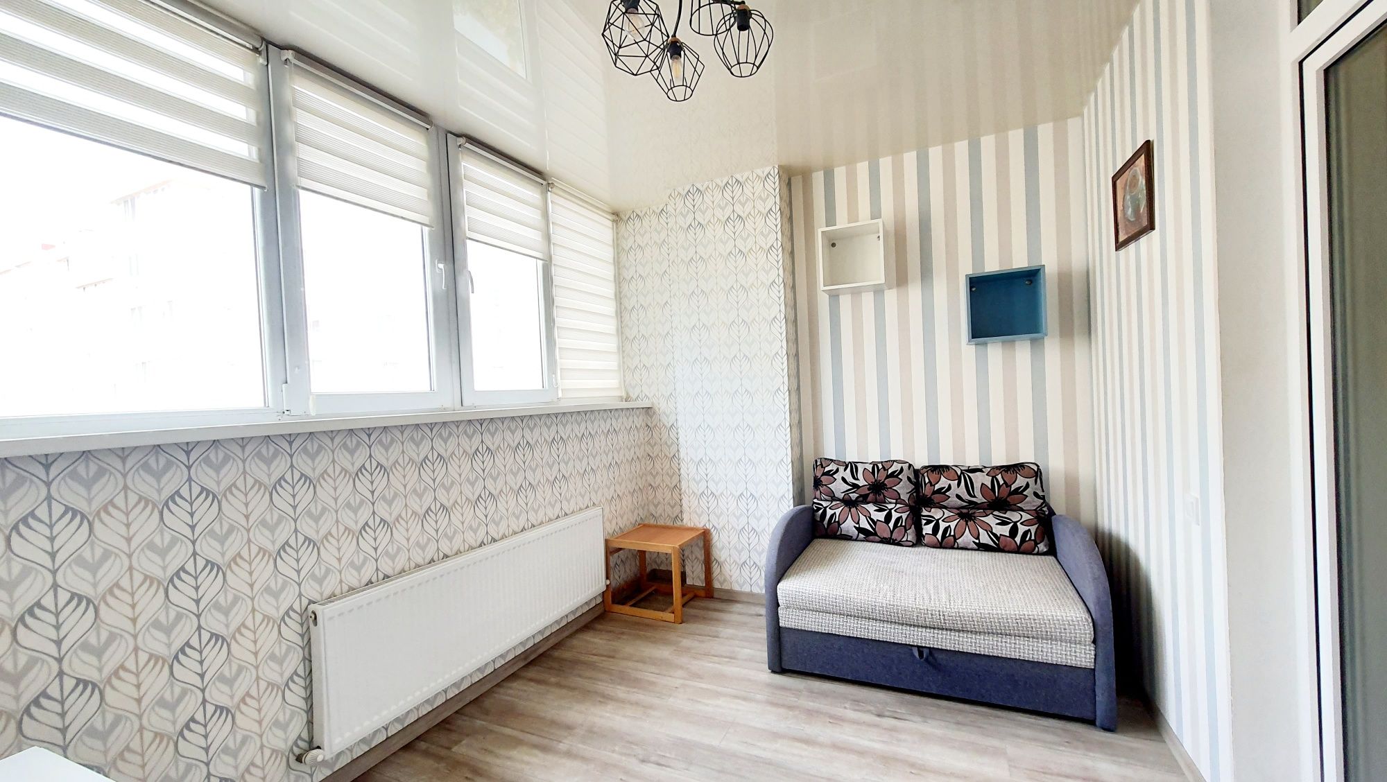 Spacious Apartment in Rainbow Complex with Yard and Parking