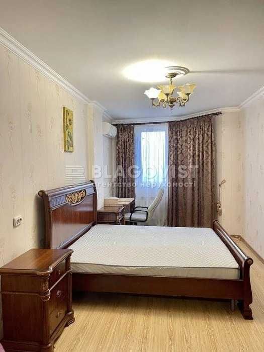 3-room apartment 106m² with two bedrooms at Hetmana Vadyma 1v, Shuljavka