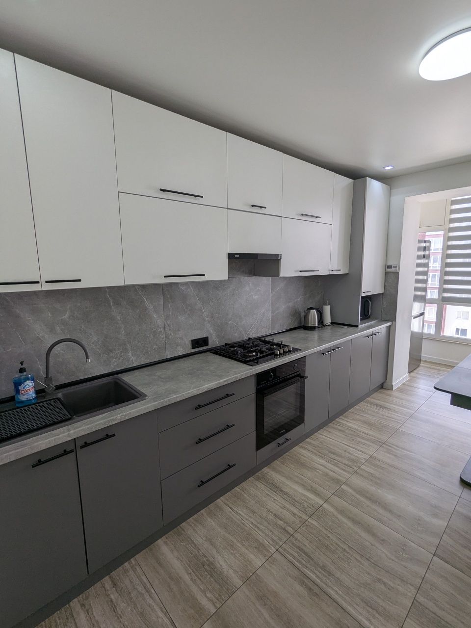 Stylish 1-bedroom apartment in city center, Knyahynyn Complex