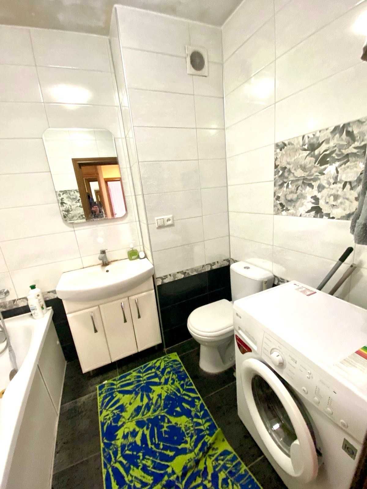 1-Room Apartment on Zamarstynovska Street with Euro Renovation