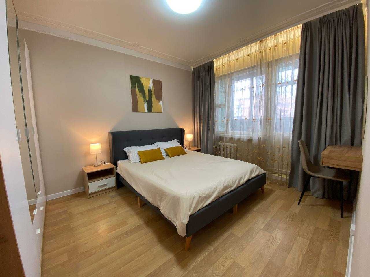 3-Room Apartment in Dniprovskyi District, Kyiv