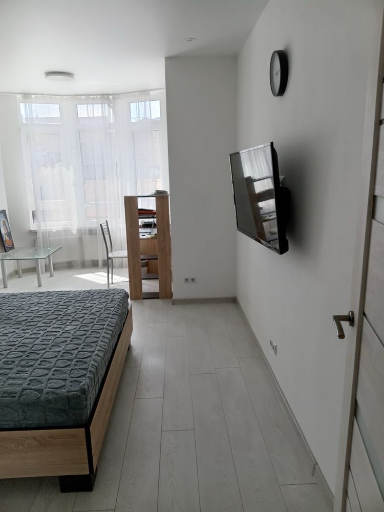 1-Bedroom Apartment in New Building Near City Hall