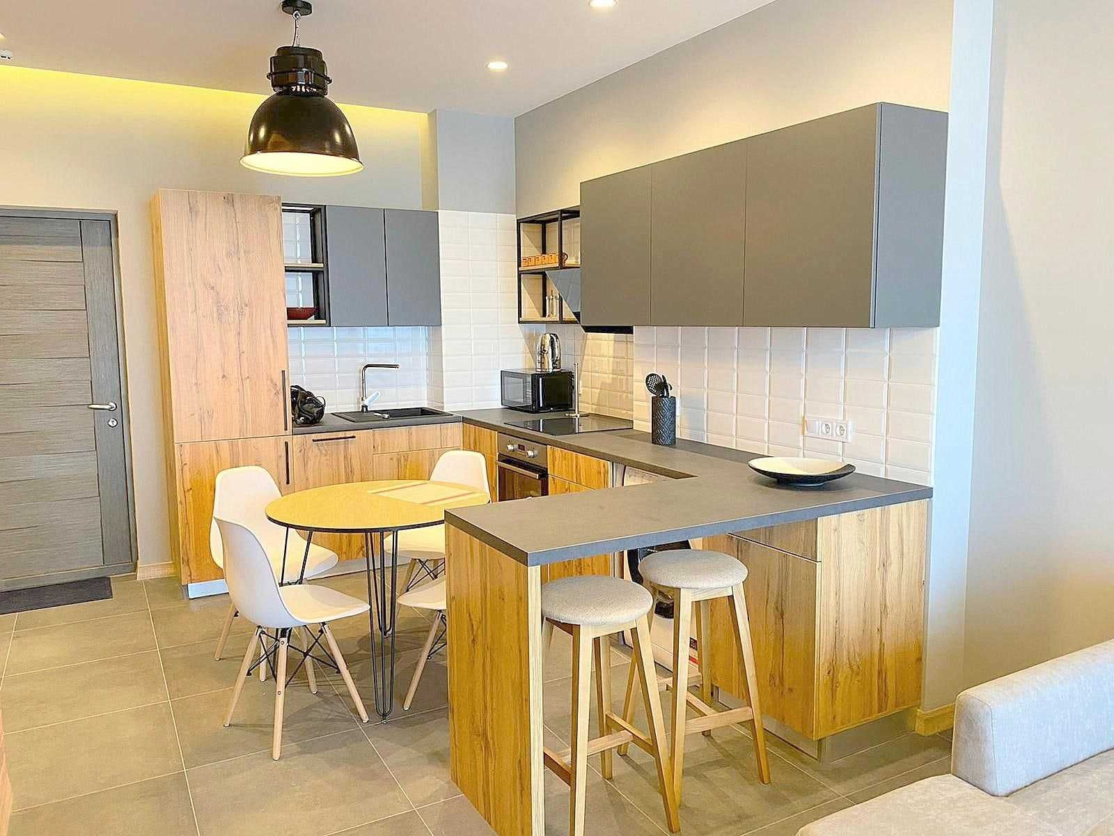 Seaside Loft-Style Studio Apartment with Sea View at 10 Fontana