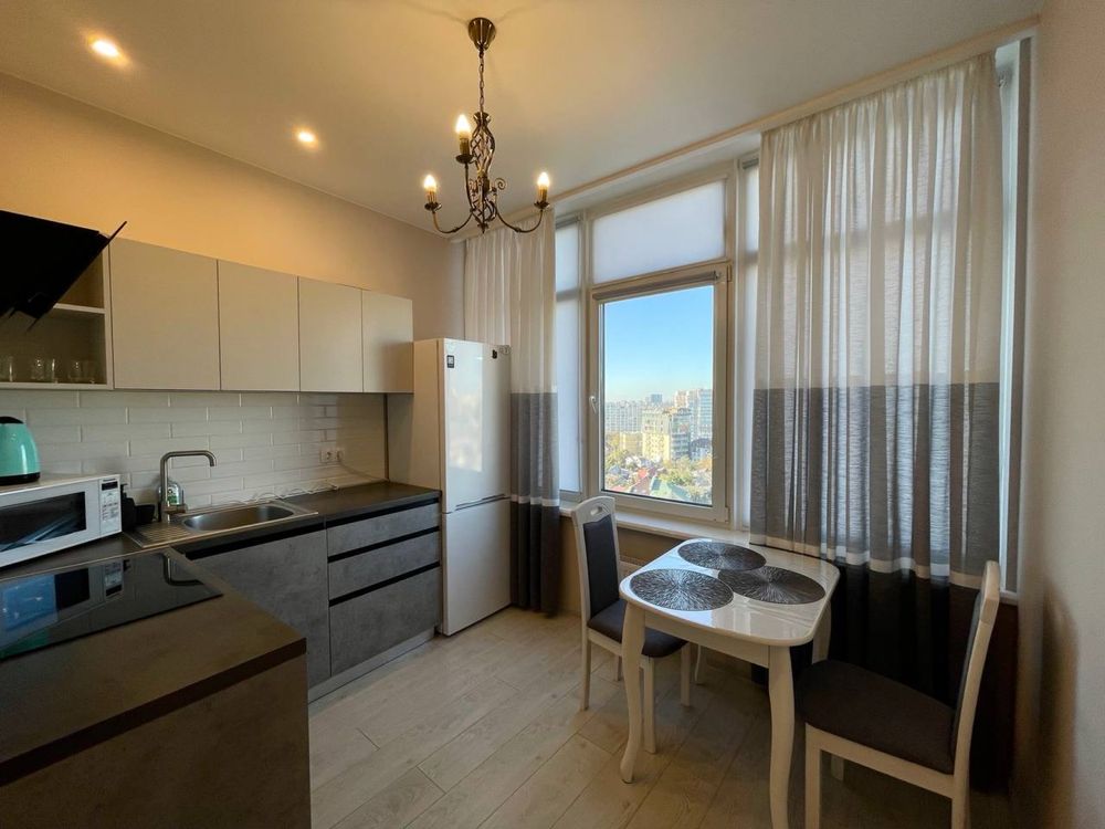 Spacious 1-bedroom apartment near Arcadia, sea, and city views