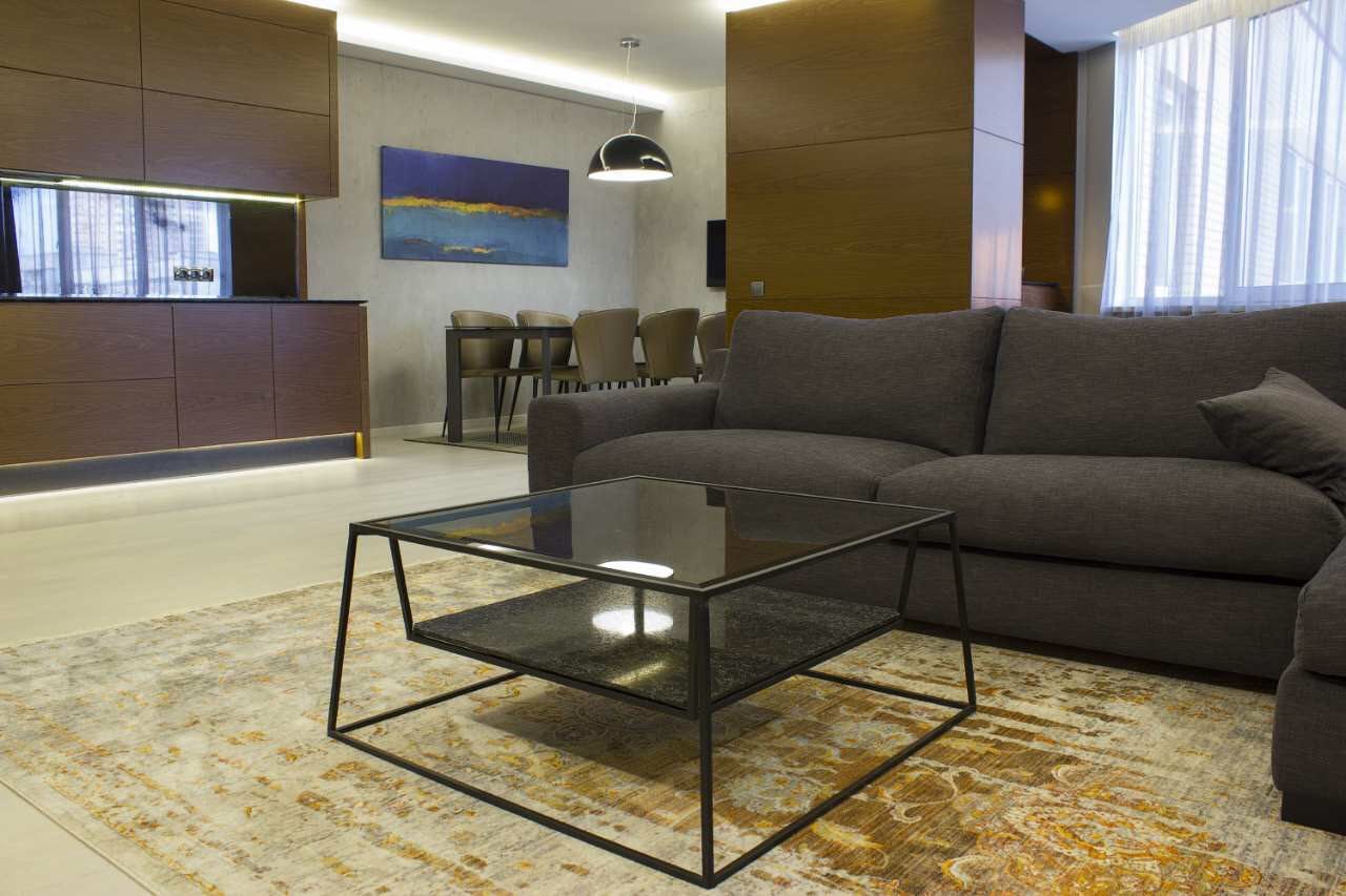 Spacious 3-Room Designer Apartment near Olympic Metro