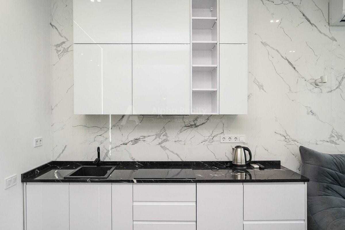 Designer 3-room apartment in Tetris Hall Complex