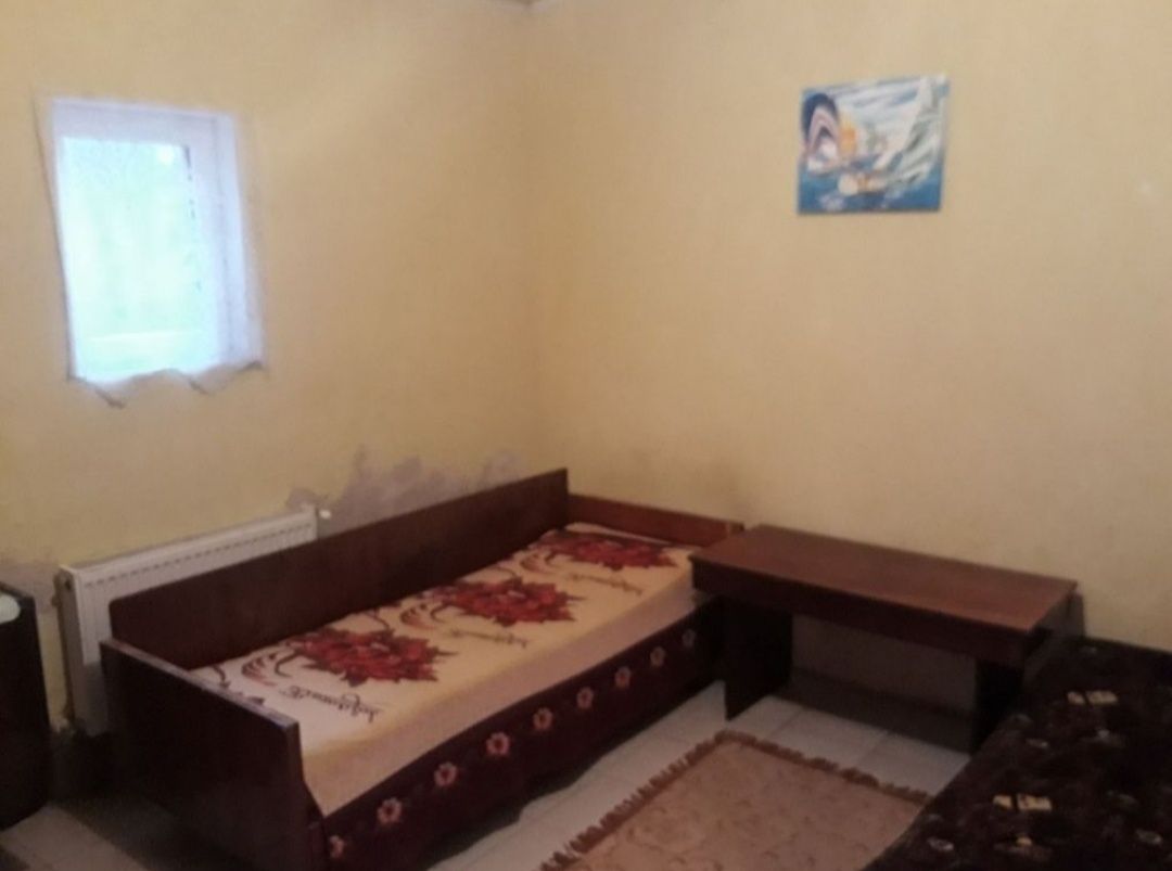 Large Room in Small Apartment, 20 m2, Suitable for 1-2 Adults