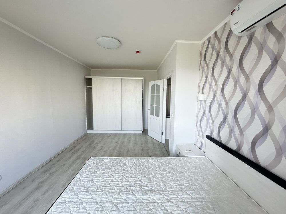 1-Bedroom Apartment in Patriotika Complex with City View