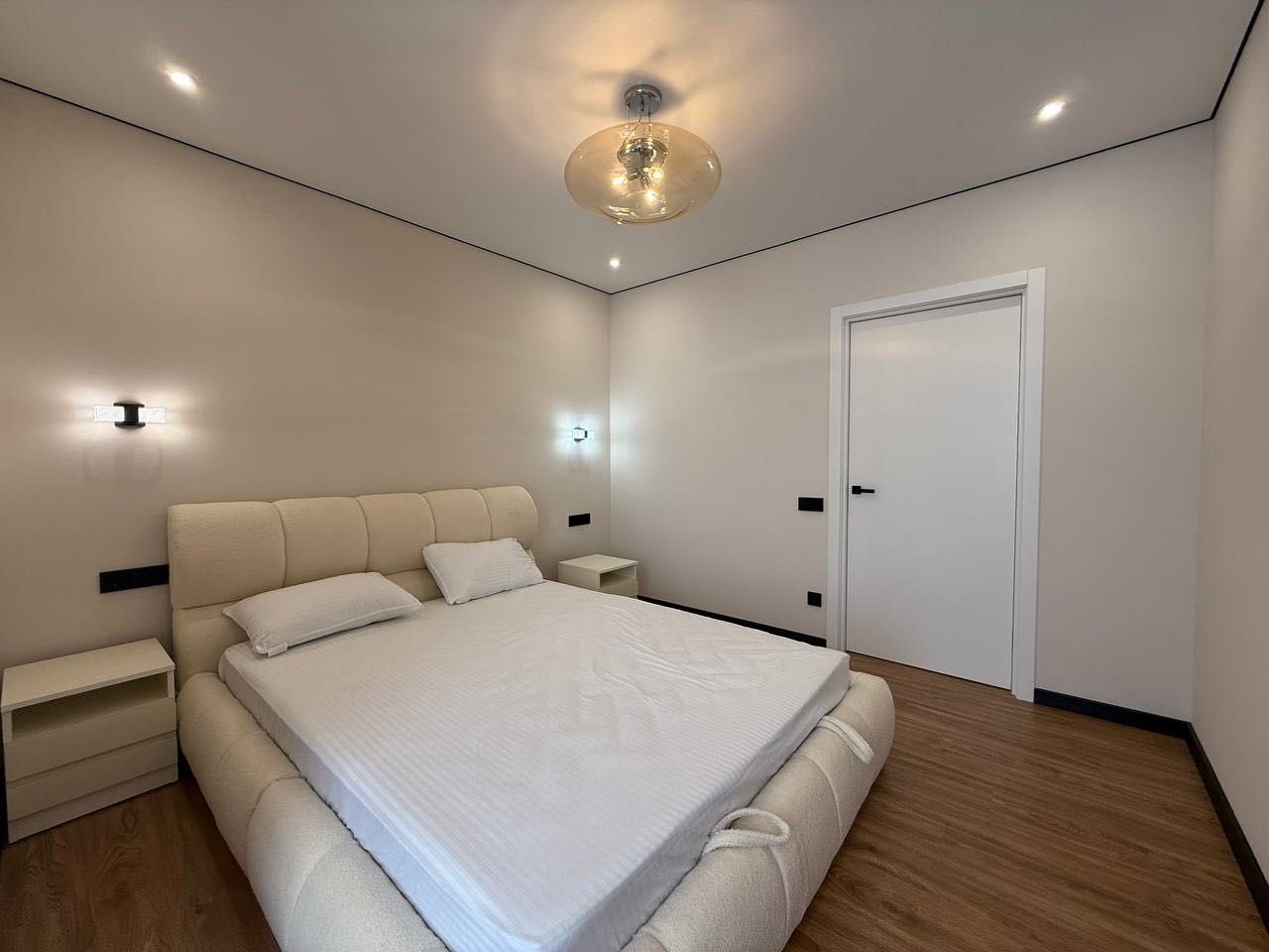 Stylish 1-bedroom apartment in city center, first rental