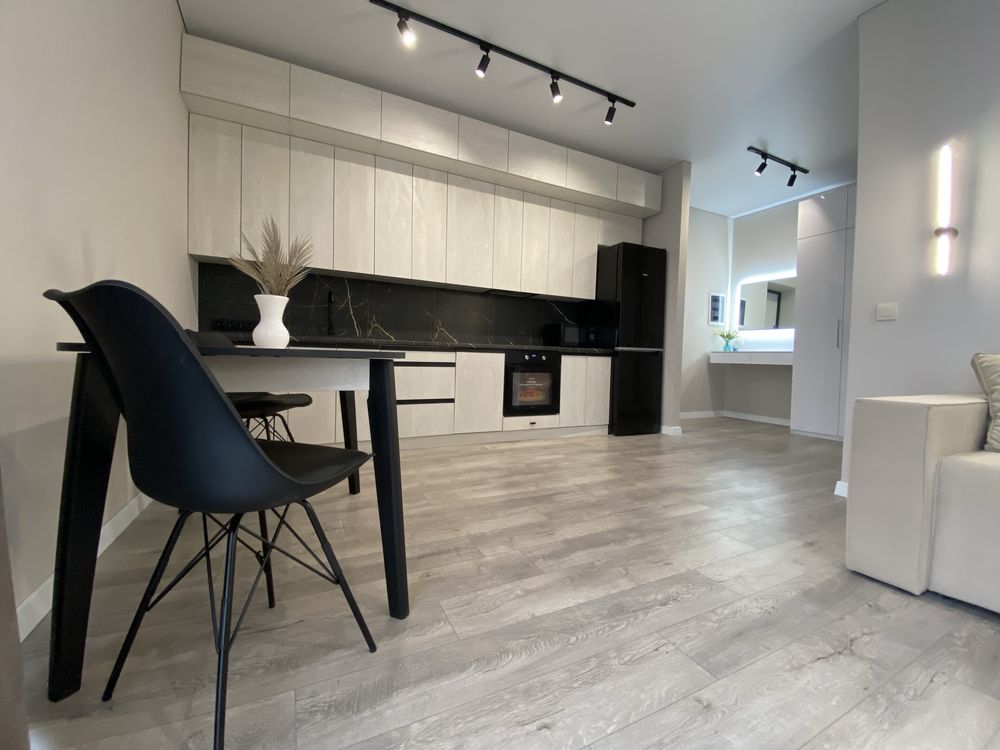 2-Bedroom Apartment in Uzhhorod with Modern Renovation and Full Furnishing