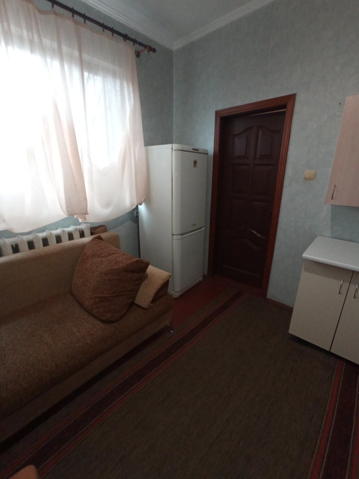 Cozy 1-room apartment near paper market in Borshchahivka