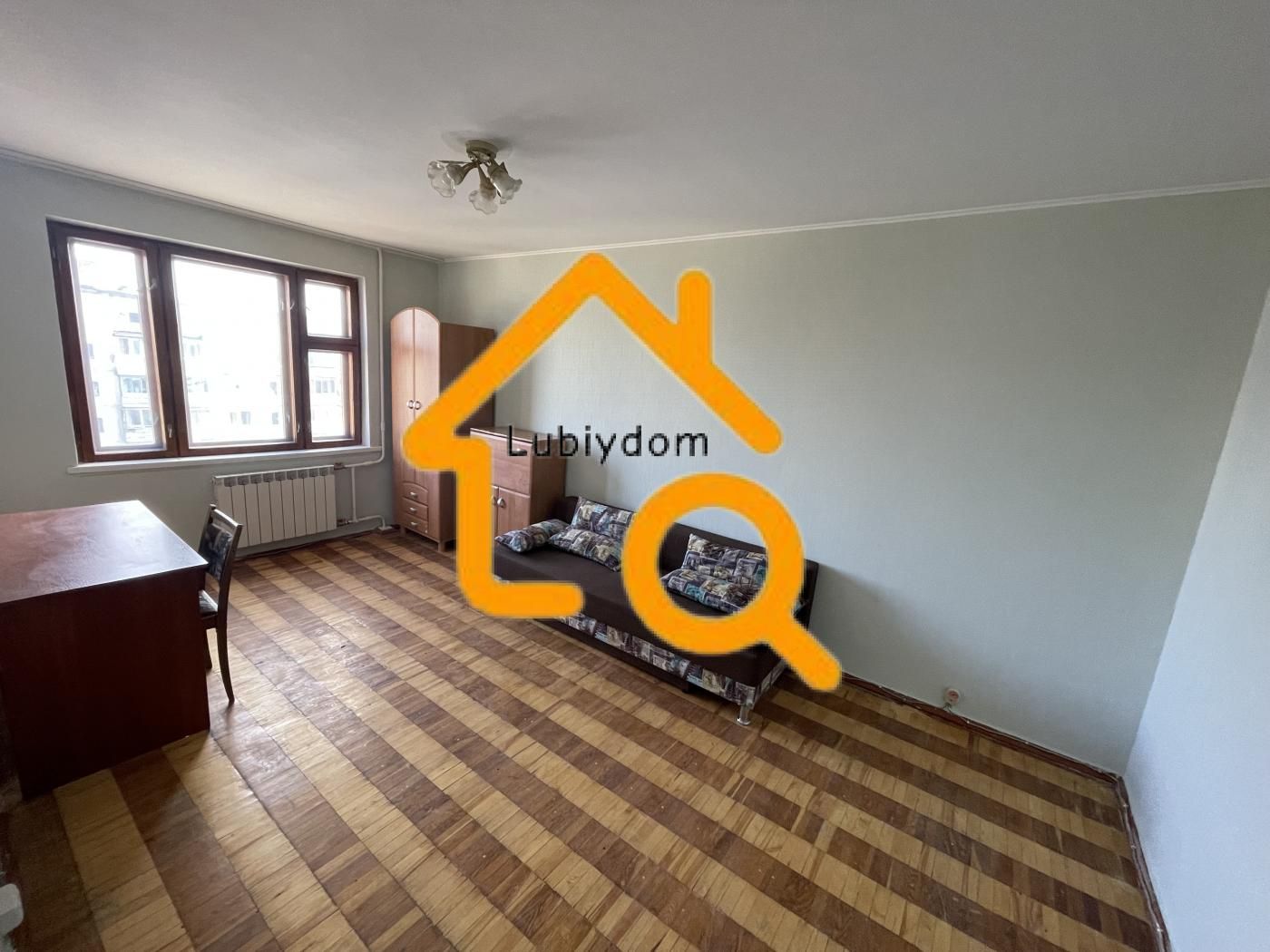Two-Room Apartment in Goloseyevsky District with Bomb Shelter Access