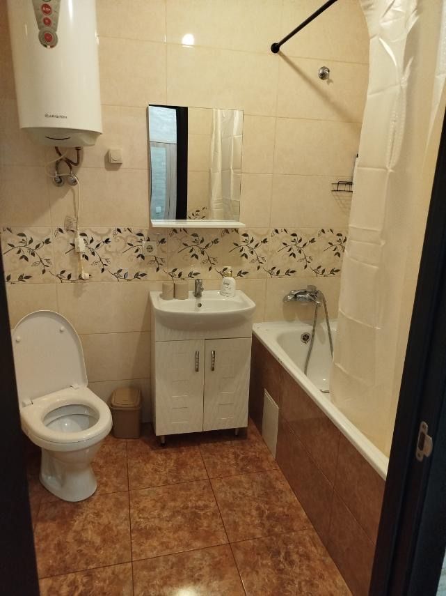 1-bedroom apartment with studio kitchen in Kulparkivska Street, Family Residential Complex
