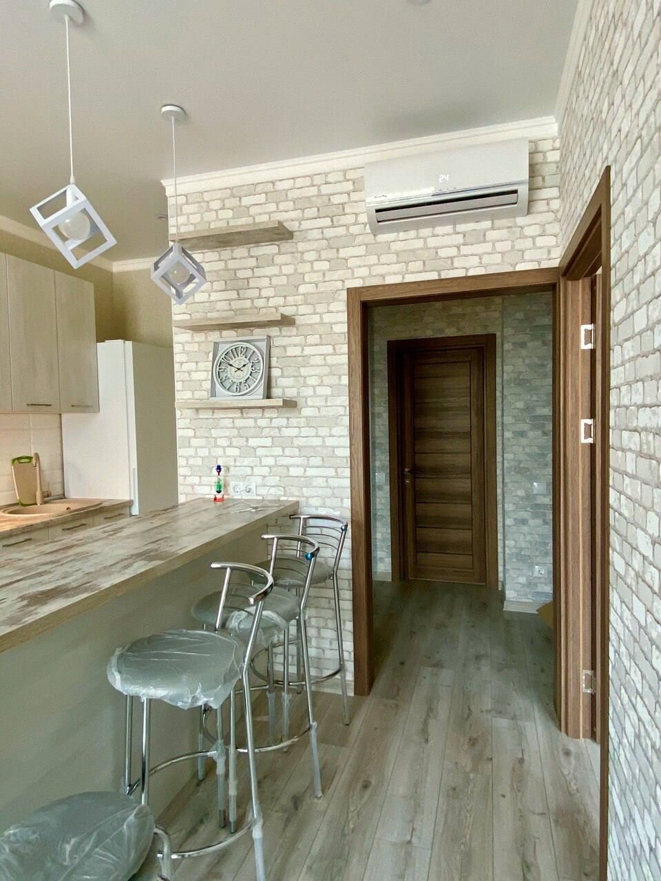 1-Bedroom Apartment in 4 Seasons Complex near Gagarin Avenue