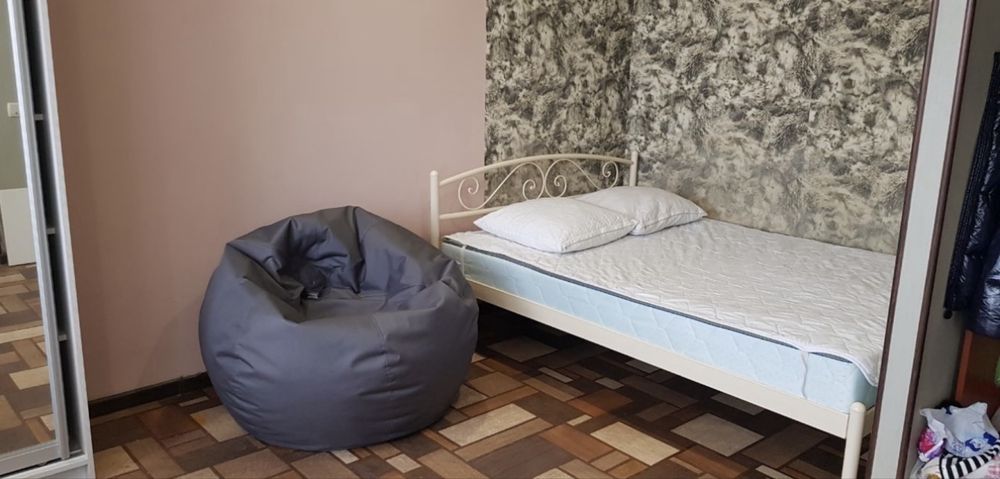 1-bedroom apartment on Zodchykh Street, Borshchahivka