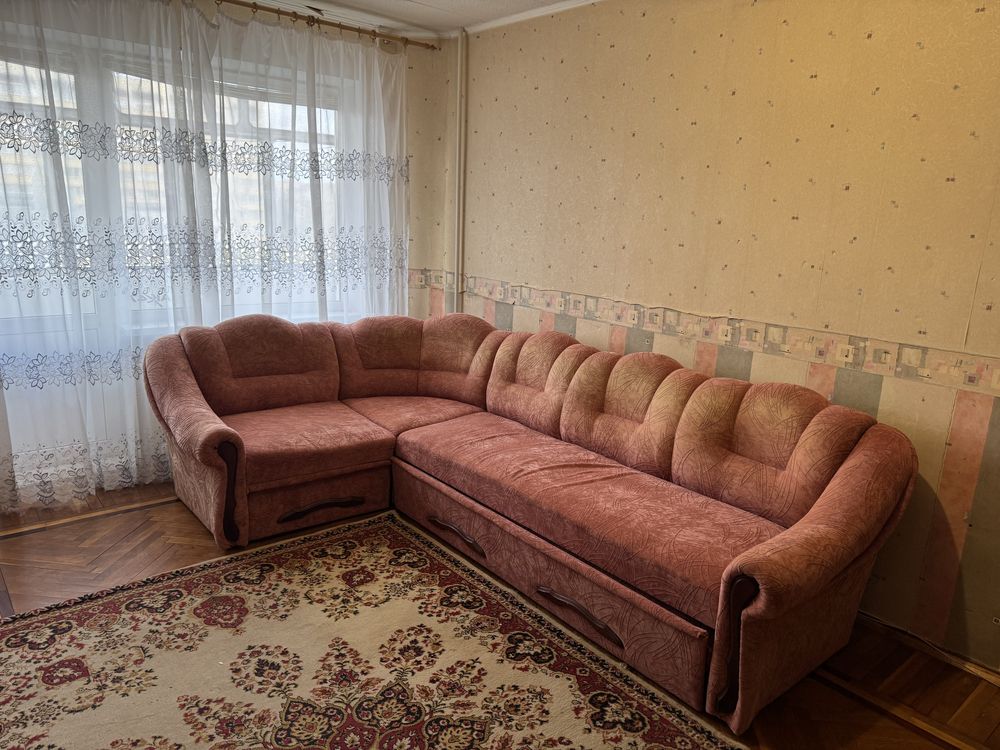 Three-Room Apartment Near Lake with Playground
