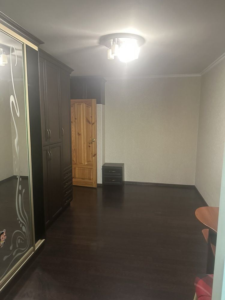 2-Room Apartment near Lustdorfska Road, Close to Tolbukhina Square