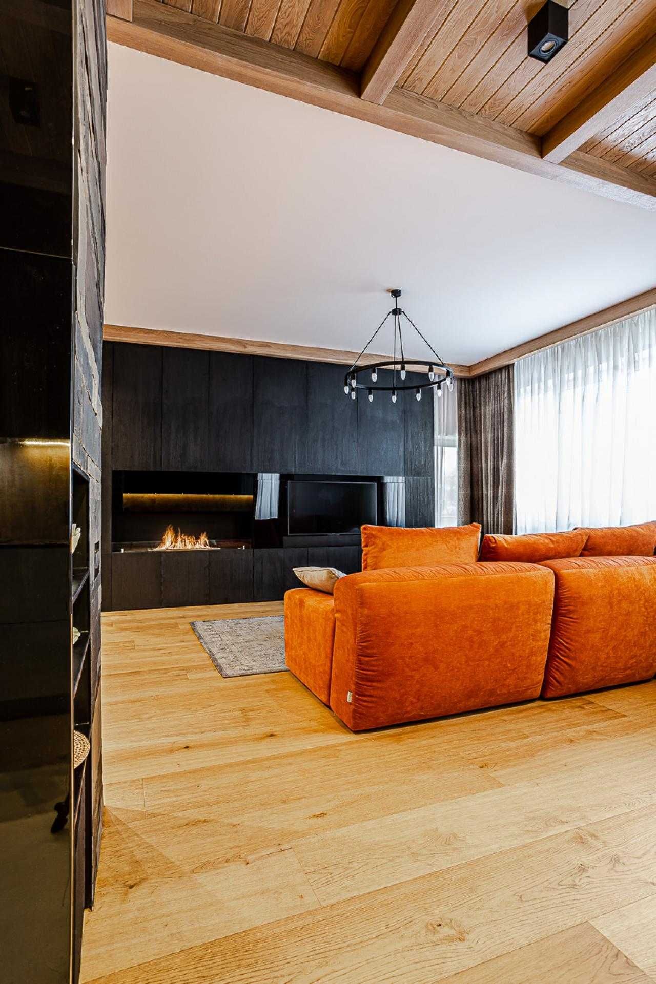 Stylish 3-Room Apartment in Elite Chornohoria Clubhouse, Pechersk District